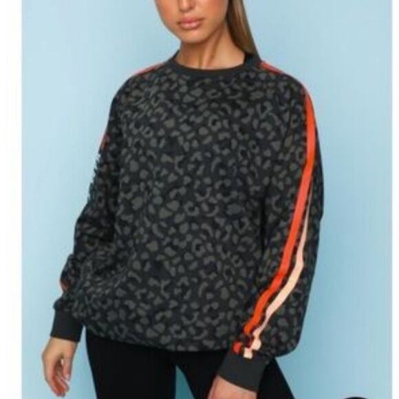 Sarahs Day x White Fox Active Crewneck Leopard Sweatshirt Women S Oversized WFA - Picture 1 of 9